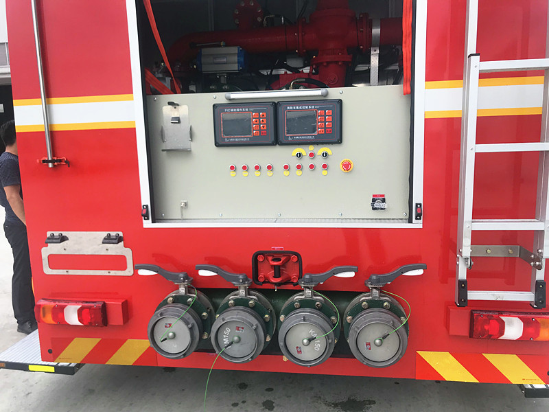 ���Y18����������܇