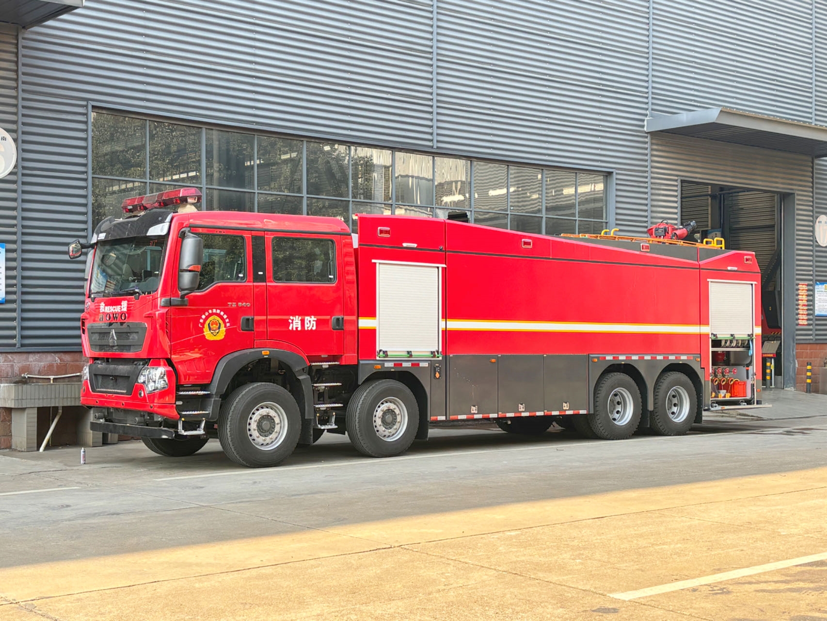 ����5-6����25��ˮ����ĭ����܇(ch��)